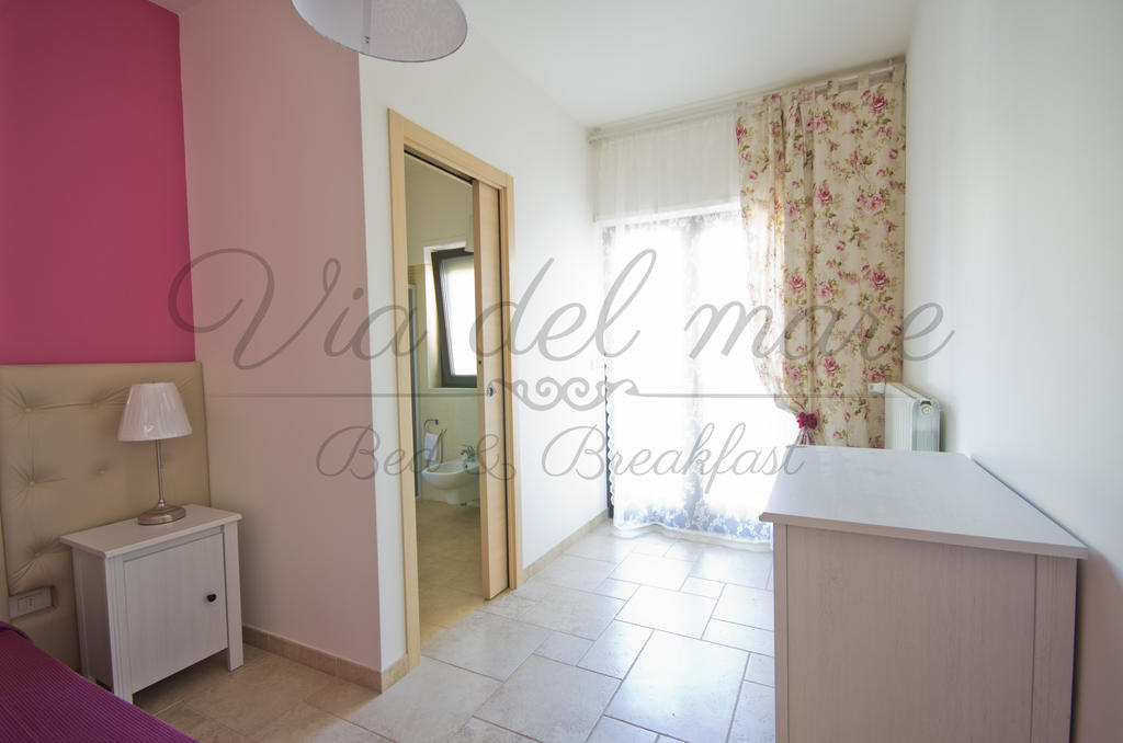 Viadelmare Rooms Monopoli Room photo
